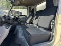 日野デュトロ冷凍車（冷蔵車）小型（2t・3t）[写真30]