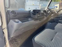 日野デュトロ冷凍車（冷蔵車）小型（2t・3t）[写真31]