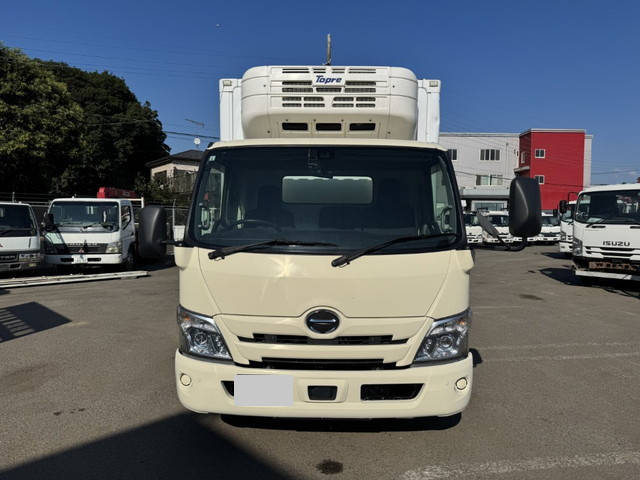 日野デュトロ冷凍車（冷蔵車）小型（2t・3t）[写真05]