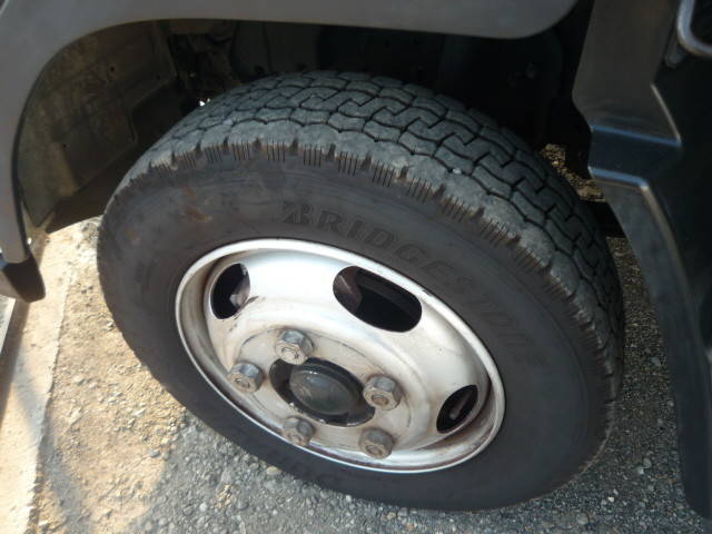 三菱ふそうキャンターアルミウイング小型（2t・3t）[写真12]