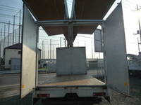 三菱ふそうキャンターアルミウイング小型（2t・3t）[写真07]