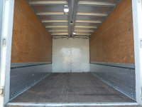 三菱ふそうキャンターアルミウイング小型（2t・3t）[写真10]