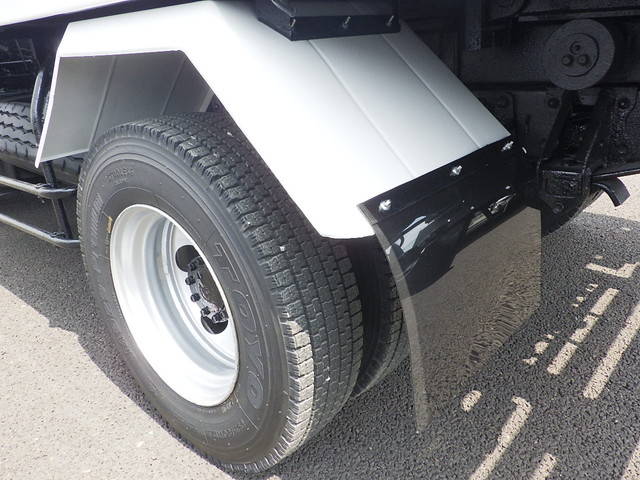 いすゞフォワードダンプ中型（4t）[写真20]