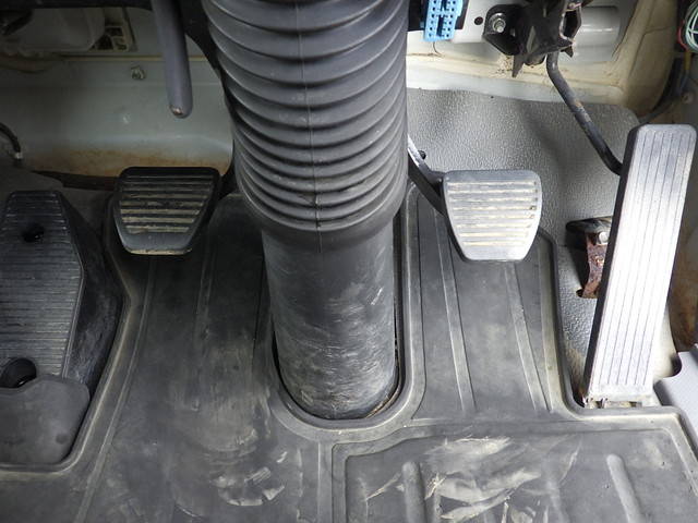 いすゞフォワードダンプ中型（4t）[写真34]