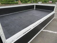 いすゞエルフ平ボディ小型（2t・3t）[写真24]