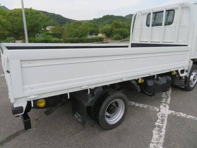 いすゞエルフ平ボディ小型（2t・3t）[写真25]