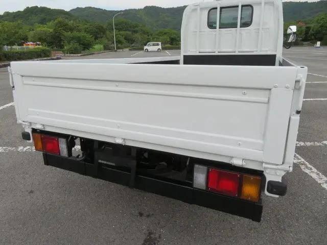 いすゞエルフ平ボディ小型（2t・3t）[写真26]