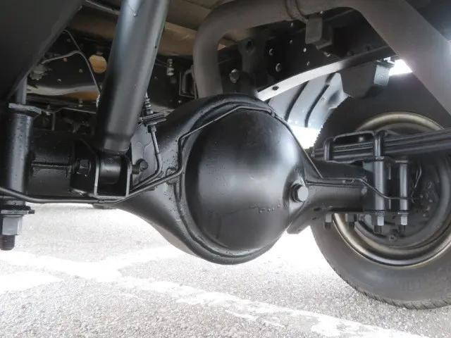 いすゞエルフ平ボディ小型（2t・3t）[写真36]