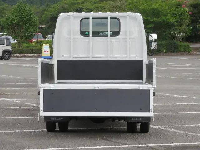 いすゞエルフ平ボディ小型（2t・3t）[写真08]