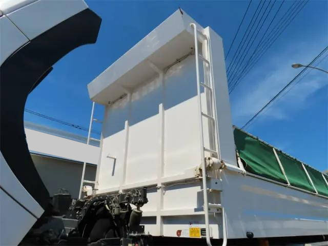 日野プロフィアダンプ大型（10t）[写真29]