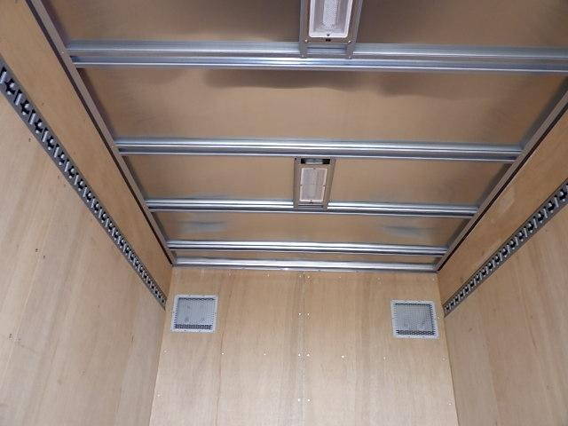 日野デュトロアルミバン小型（2t・3t）[写真09]