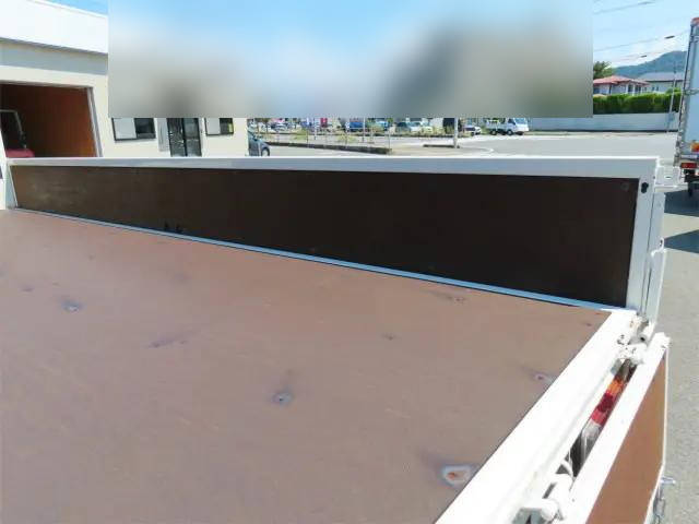 日野デュトロ平ボディ小型（2t・3t）[写真25]