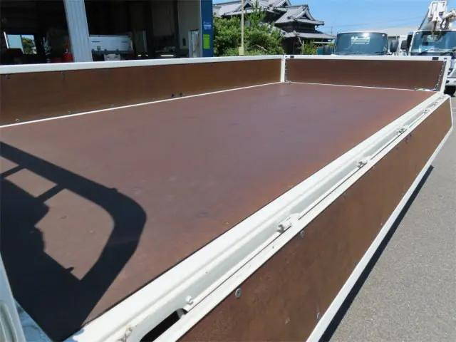 日野デュトロ平ボディ小型（2t・3t）[写真26]