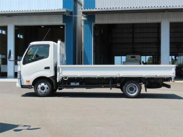 日野デュトロ平ボディ小型（2t・3t）[写真03]