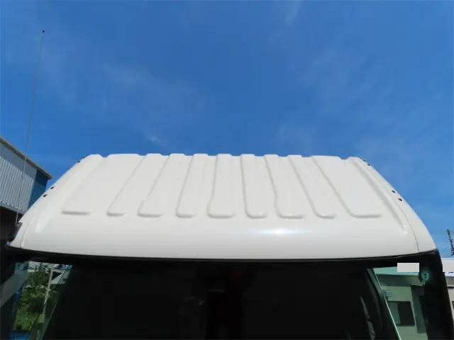 日野デュトロ平ボディ小型（2t・3t）[写真06]