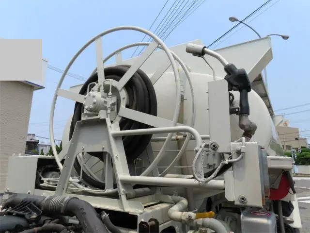 いすゞエルフタンク車（タンクローリー）小型（2t・3t）[写真11]