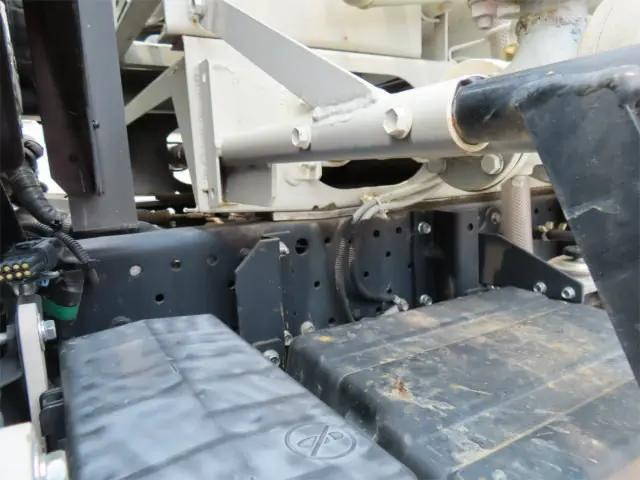 いすゞエルフタンク車（タンクローリー）小型（2t・3t）[写真27]