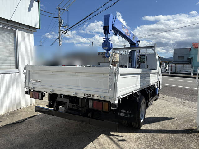 いすゞエルフクレーン3段小型（2t・3t）[写真04]