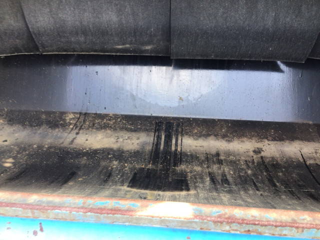 日野レンジャーパッカー車（塵芥車）中型（4t）[写真11]