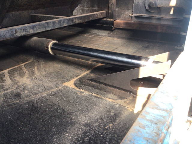 日野レンジャーパッカー車（塵芥車）中型（4t）[写真19]