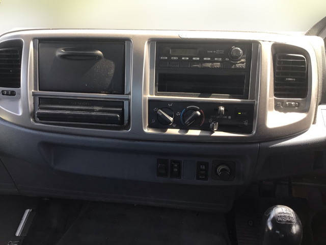 日野レンジャーパッカー車（塵芥車）中型（4t）[写真34]