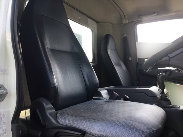 三菱ふそうファイターパッカー車（塵芥車）増トン（6t・8t）[写真28]