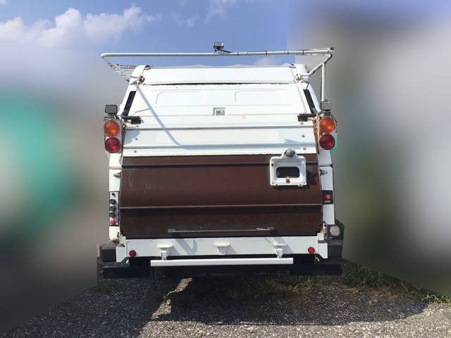 三菱ふそうファイターパッカー車（塵芥車）増トン（6t・8t）[写真07]