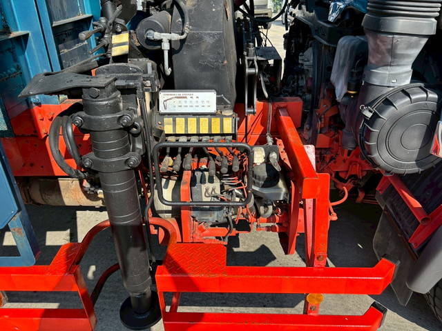 日野レンジャースクラップ運搬車増トン（6t・8t）[写真19]