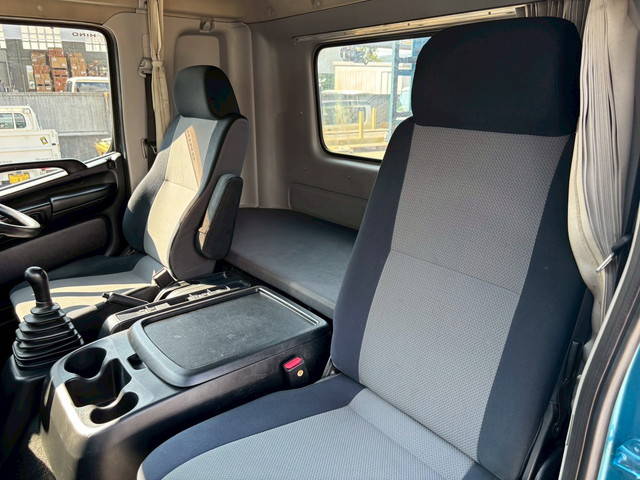 日野レンジャースクラップ運搬車増トン（6t・8t）[写真29]