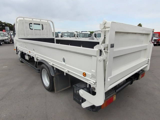 日野デュトロ平ボディ小型（2t・3t）[写真02]