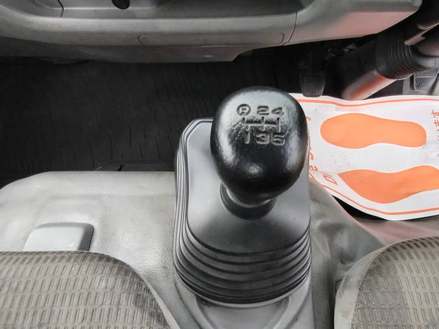 日野デュトロ平ボディ小型（2t・3t）[写真23]