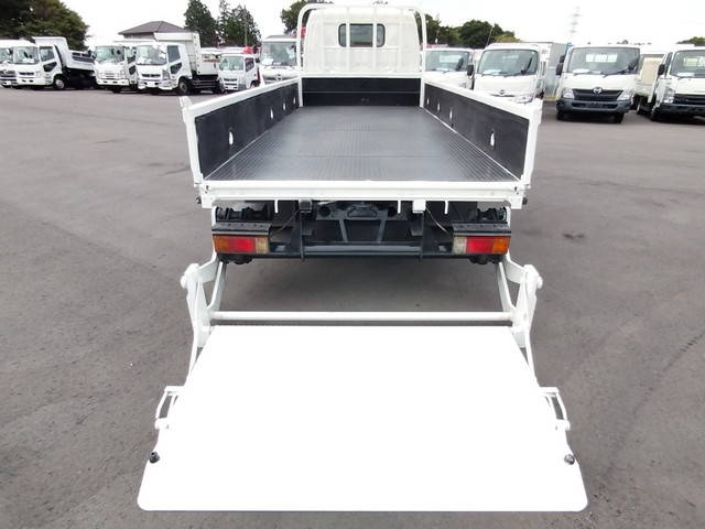 日野デュトロ平ボディ小型（2t・3t）[写真06]