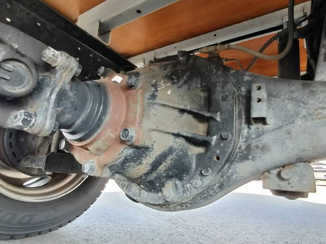 日野デュトロ平ボディ小型（2t・3t）[写真17]