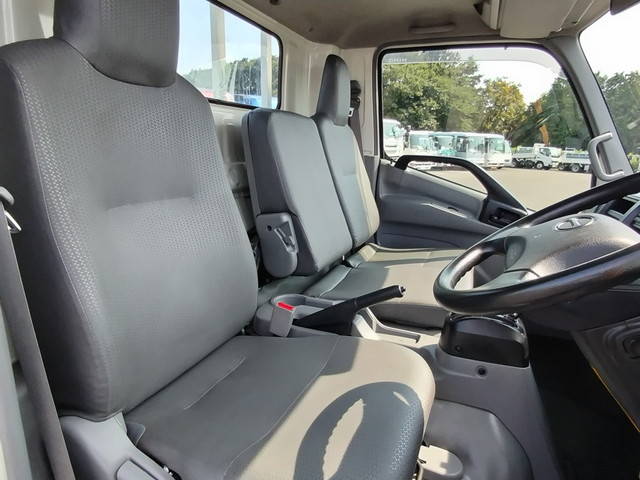 日野デュトロ平ボディ小型（2t・3t）[写真20]