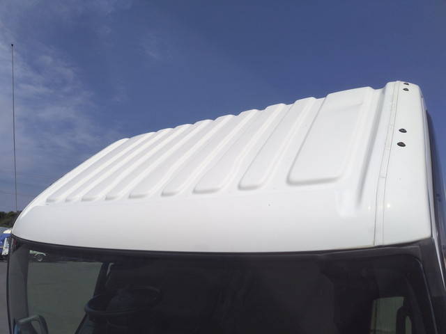 日野デュトロ平ボディ小型（2t・3t）[写真09]