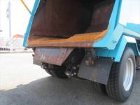 いすゞエルフパッカー車（塵芥車）小型（2t・3t）[写真20]