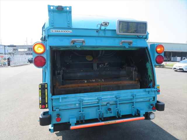 いすゞエルフパッカー車（塵芥車）小型（2t・3t）[写真22]