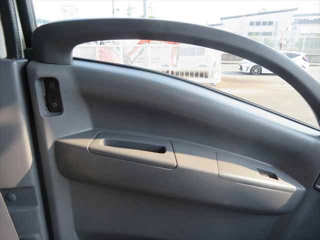 いすゞエルフパッカー車（塵芥車）小型（2t・3t）[写真36]