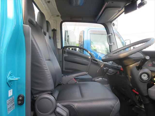 いすゞエルフパッカー車（塵芥車）小型（2t・3t）[写真37]