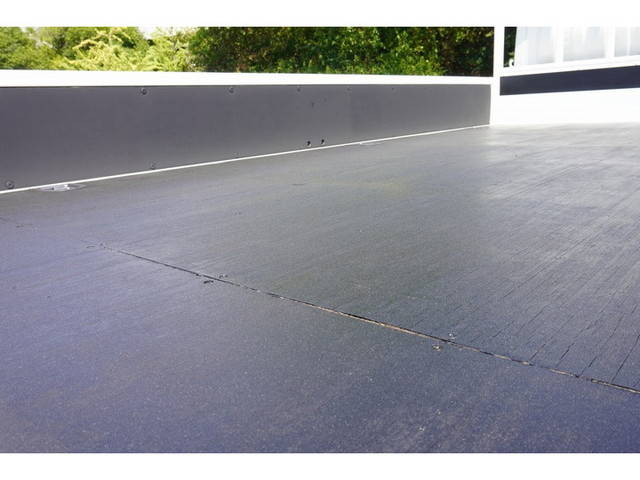 日野デュトロ平ボディ小型（2t・3t）[写真12]