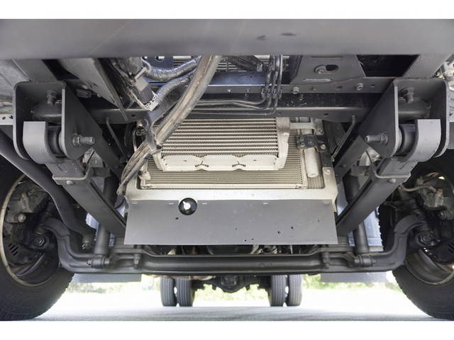 日野デュトロ平ボディ小型（2t・3t）[写真18]