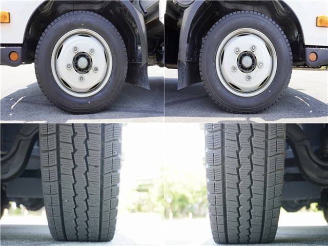 日野デュトロ平ボディ小型（2t・3t）[写真28]