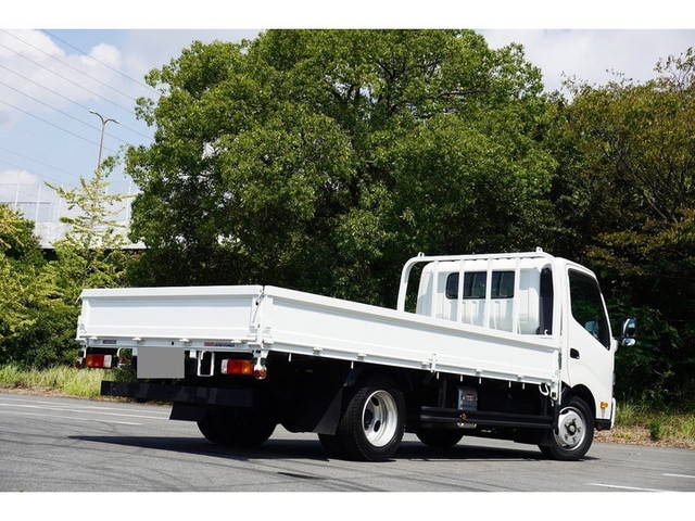 日野デュトロ平ボディ小型（2t・3t）[写真03]