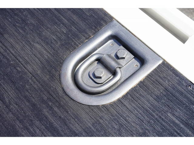 日野デュトロ平ボディ小型（2t・3t）[写真09]