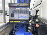 いすゞエルフクレーン4段小型（2t・3t）[写真15]