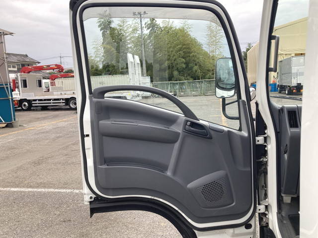 いすゞエルフクレーン4段小型（2t・3t）[写真29]