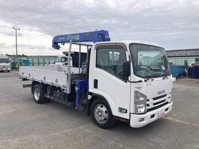 いすゞエルフクレーン4段小型（2t・3t）[写真03]