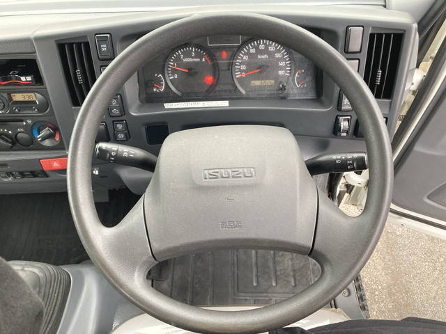 いすゞエルフクレーン4段小型（2t・3t）[写真36]