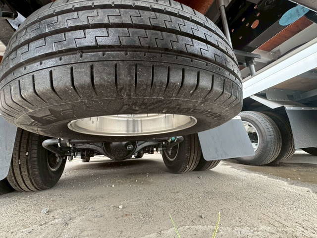 その他のメーカーその他の車種平ボディ小型（2t・3t）[写真23]