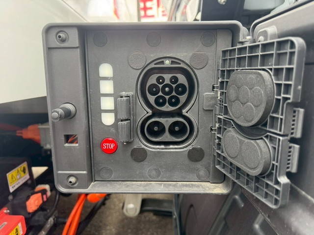 その他のメーカーその他の車種平ボディ小型（2t・3t）[写真28]